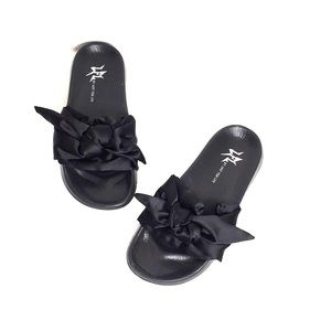 A3️⃣ Lust for Life Sandals